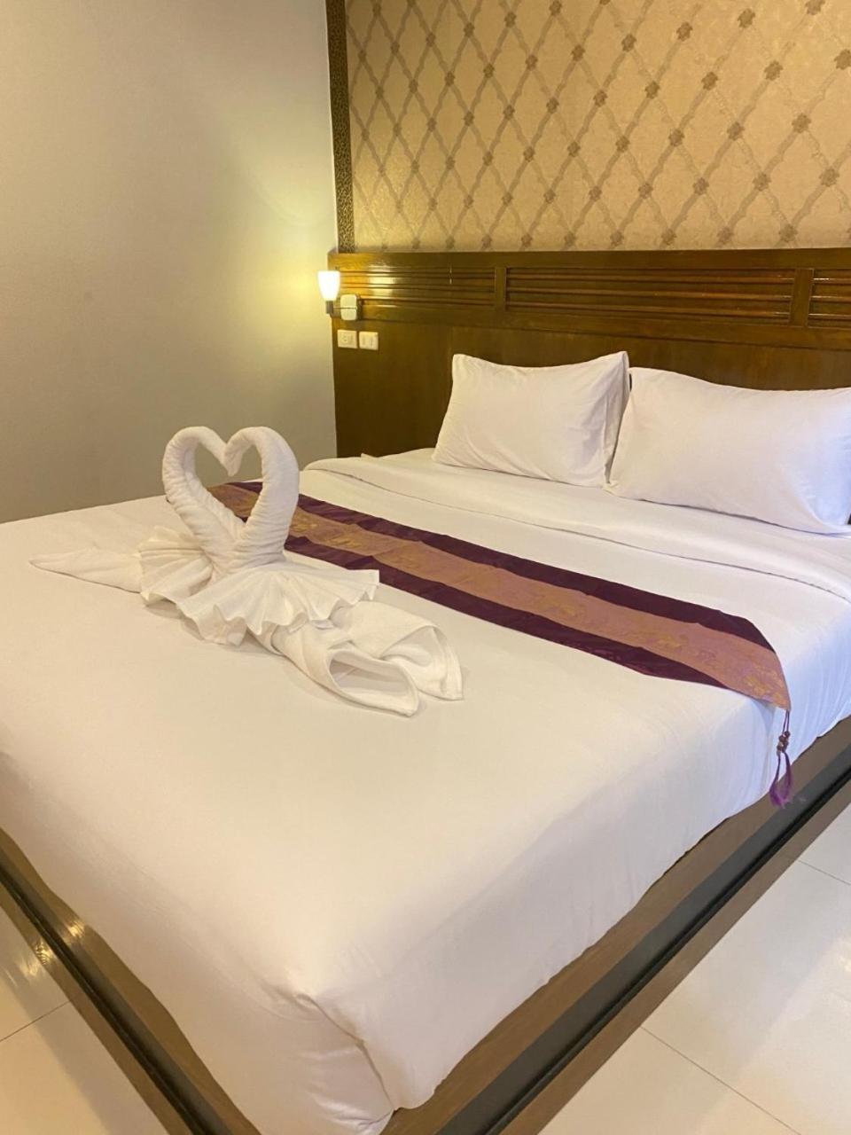 Nj Patong Hotel Εξωτερικό φωτογραφία