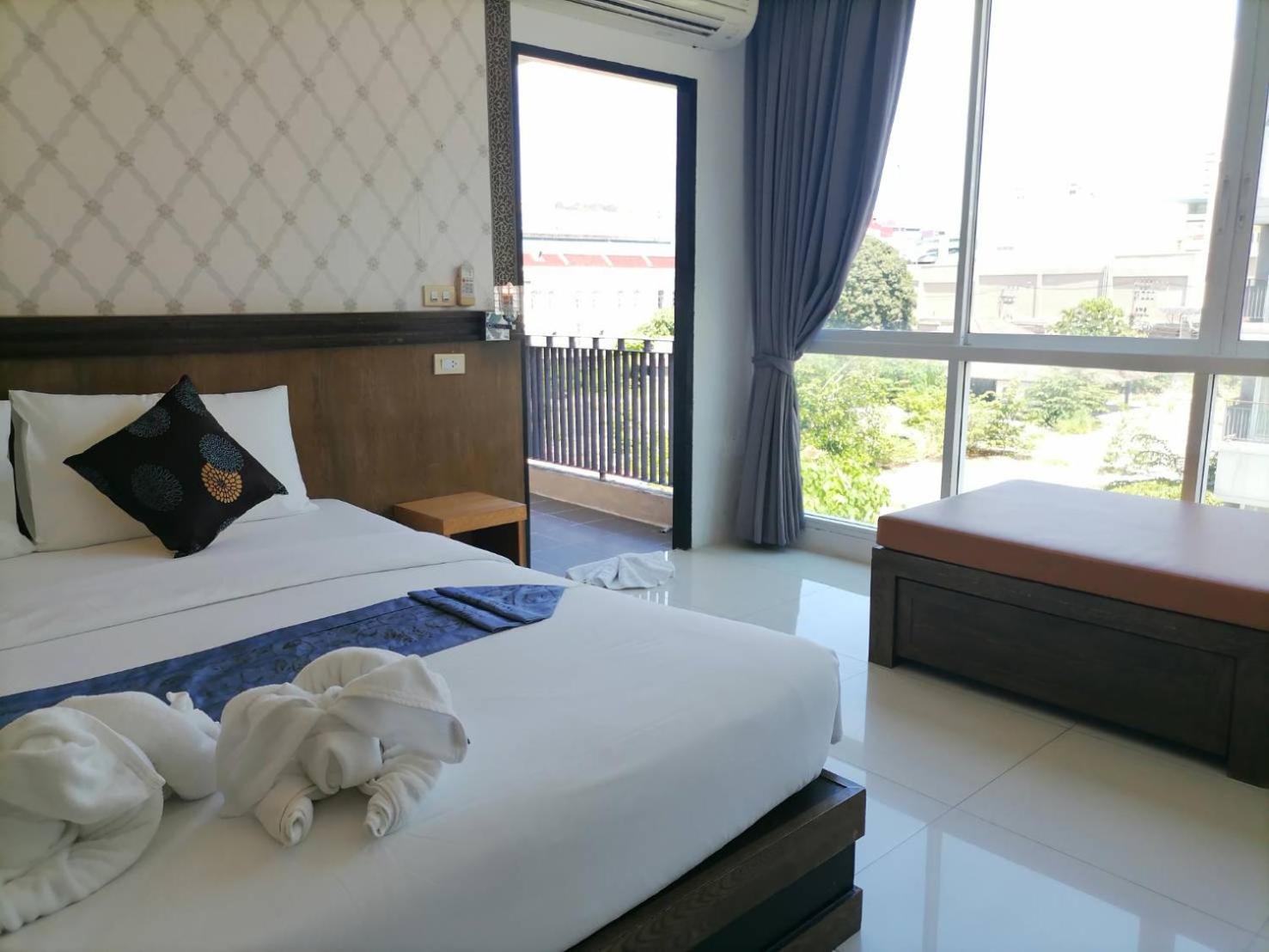 Nj Patong Hotel Εξωτερικό φωτογραφία