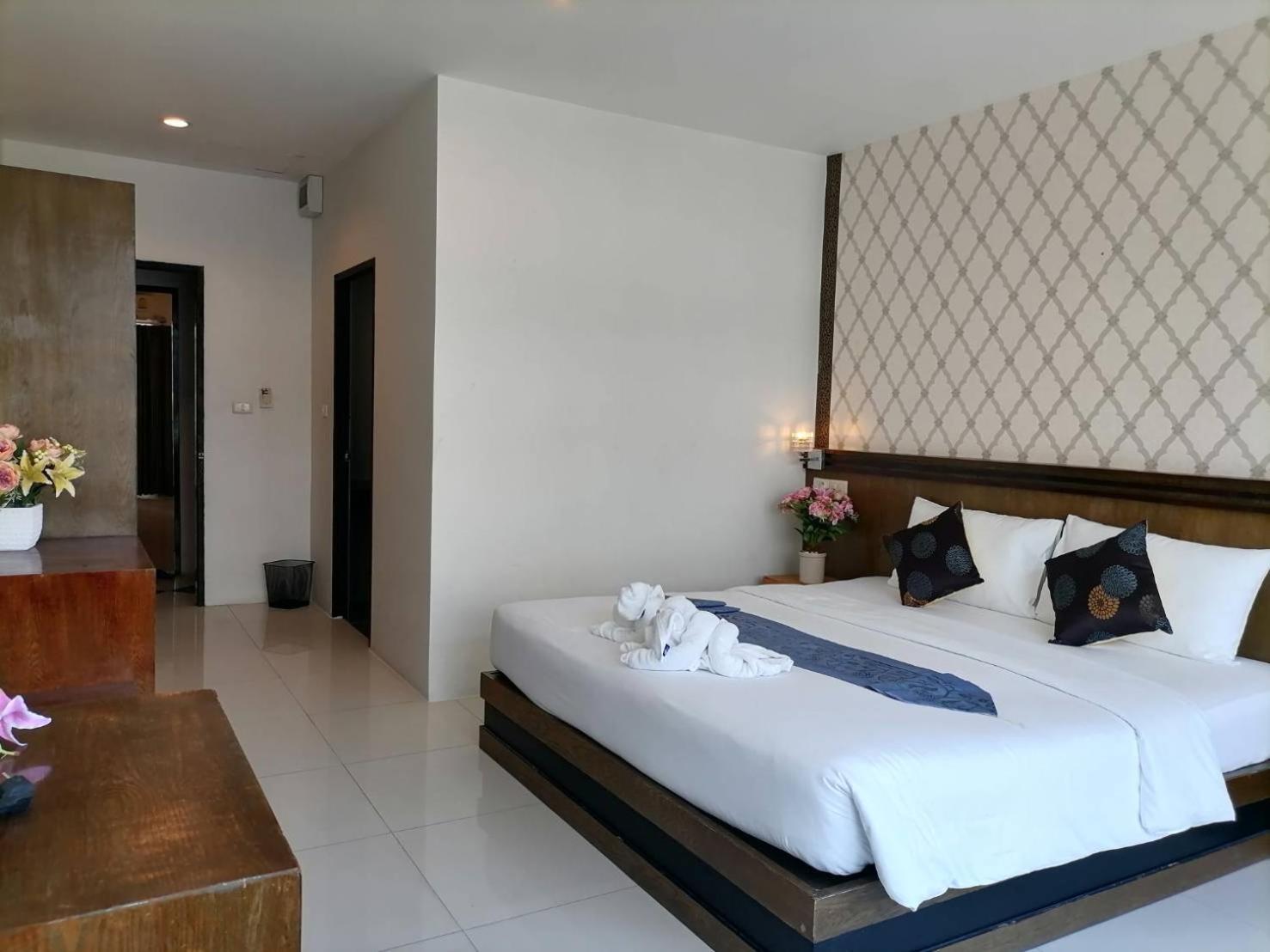 Nj Patong Hotel Εξωτερικό φωτογραφία