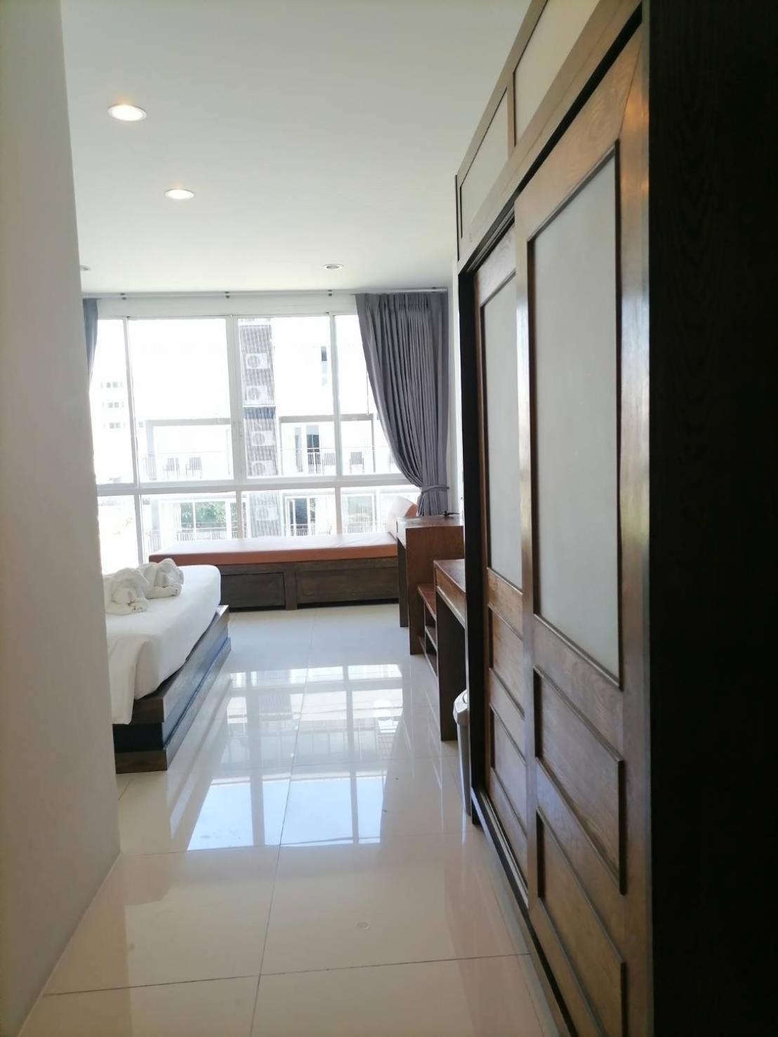 Nj Patong Hotel Εξωτερικό φωτογραφία