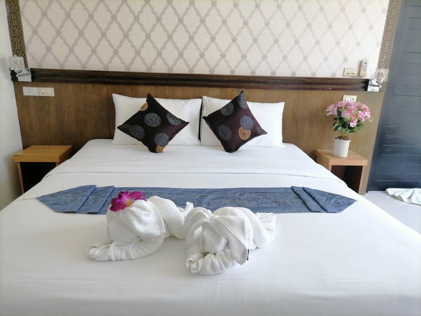 Nj Patong Hotel Εξωτερικό φωτογραφία