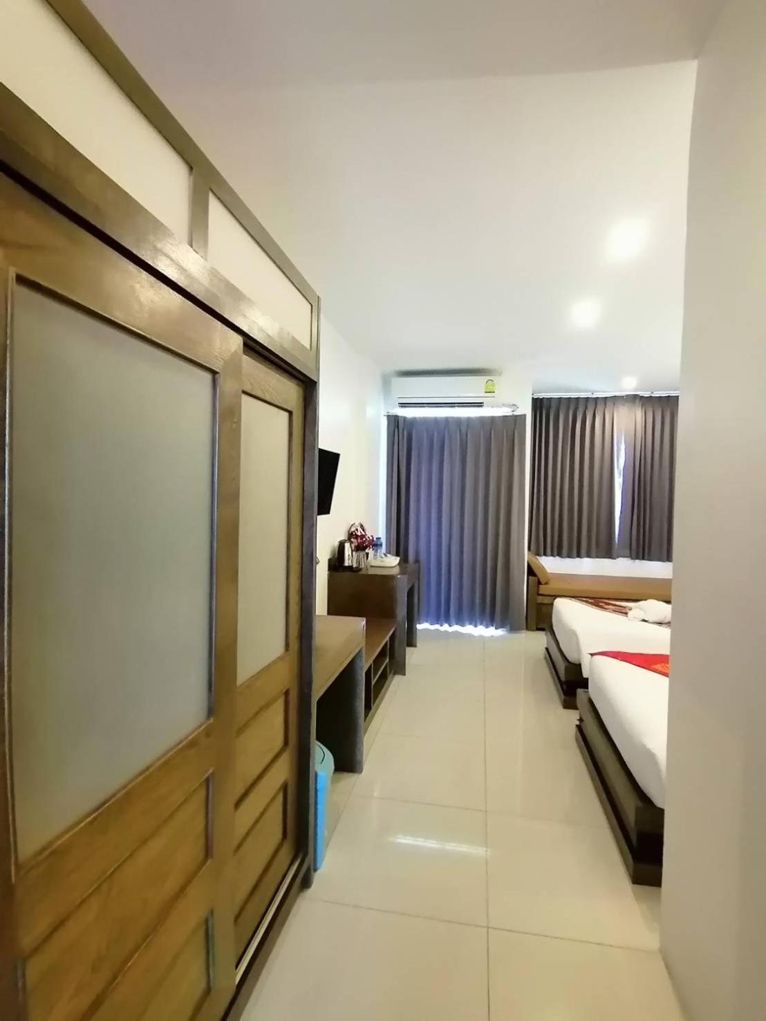 Nj Patong Hotel Εξωτερικό φωτογραφία
